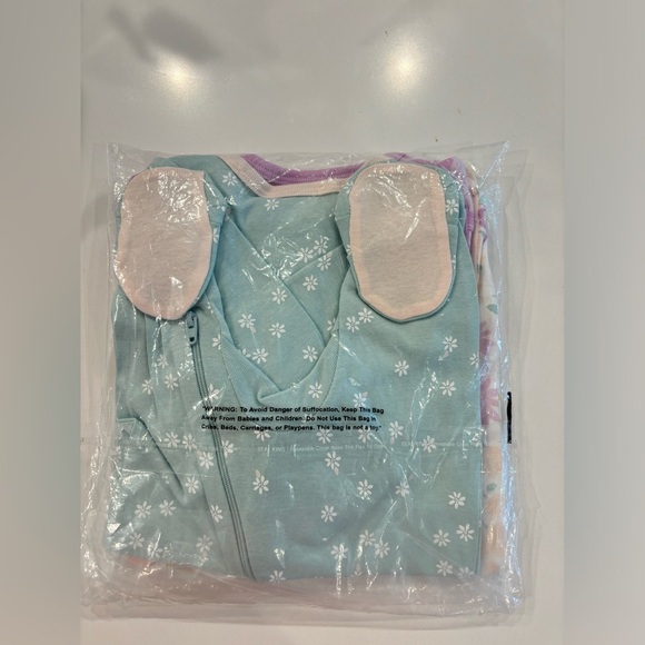 Carter’s and Target baby girls clothes bundle - Picture 4 of 4